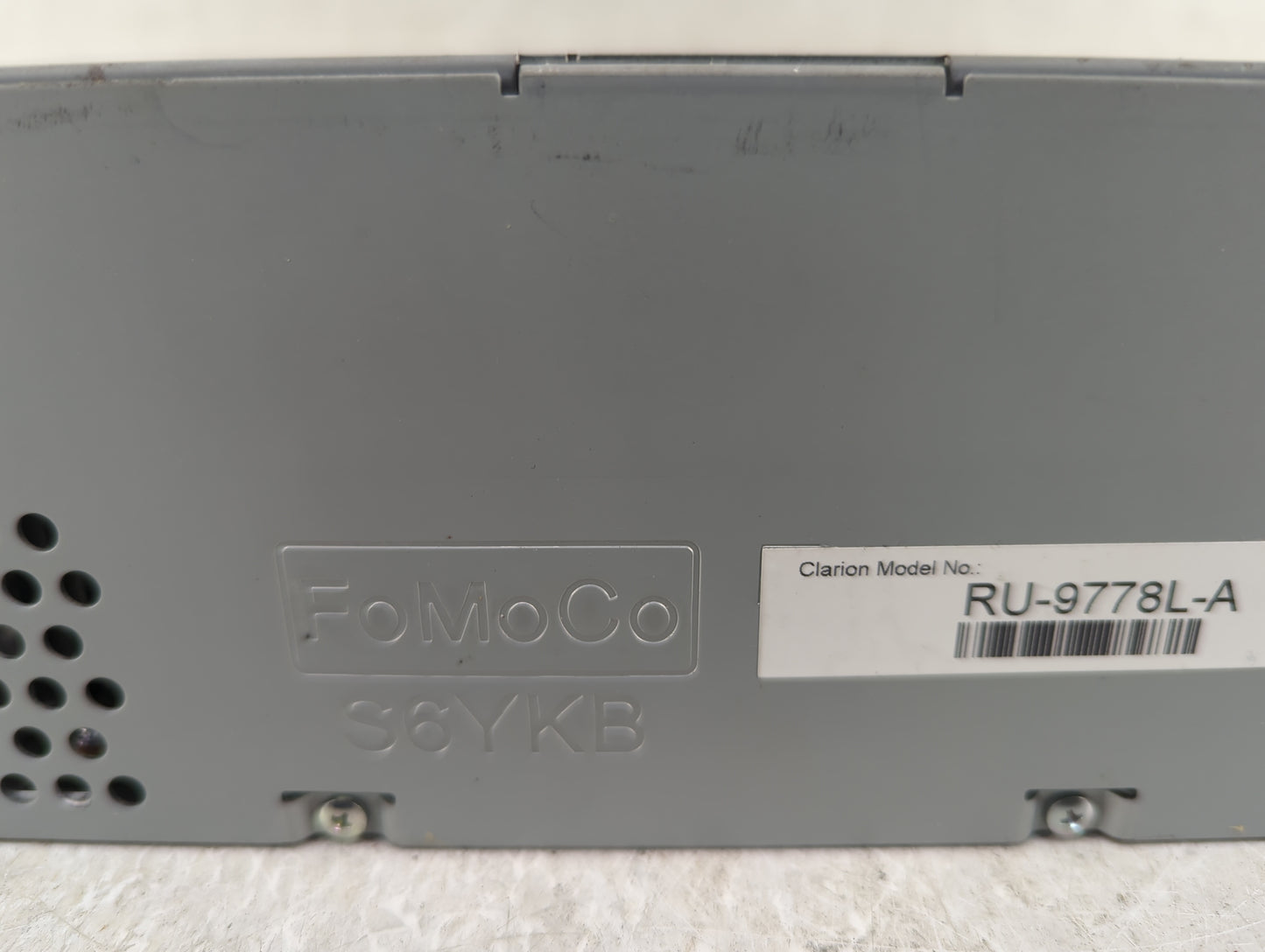 2018-2019 Ford Explorer Radio AM FM Cd Player Receiver Replacement P/N:KB5T-18D832-HA Fits Fits 2018 2019 OEM Used Auto Part