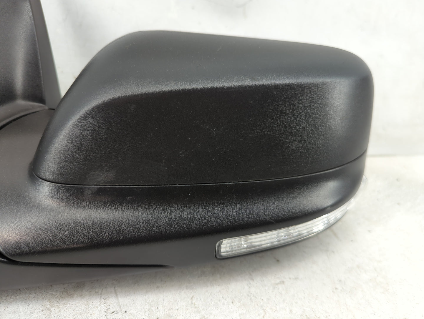 2019 Ford Explorer Driver Side View Mirror - Left Door Mirror OEM Used - Oemusedautoparts1.com
