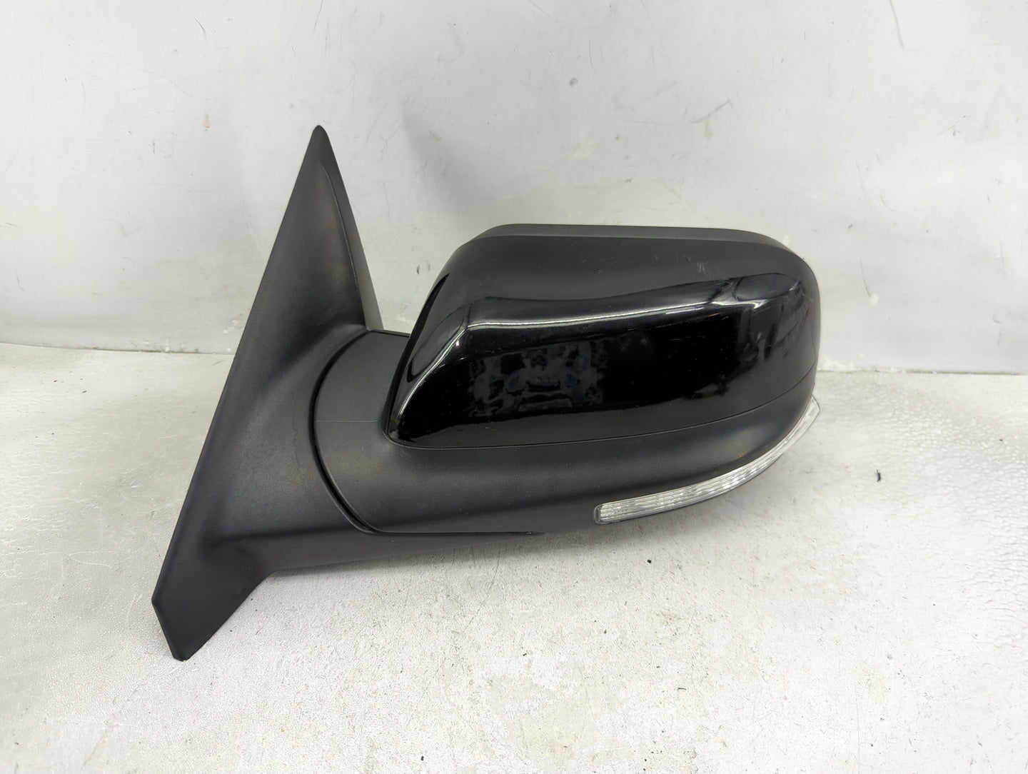 2013-2019 Ford Explorer Driver Side View Mirror - Left Door Mirror OEM Used - Oemusedautoparts1.com
