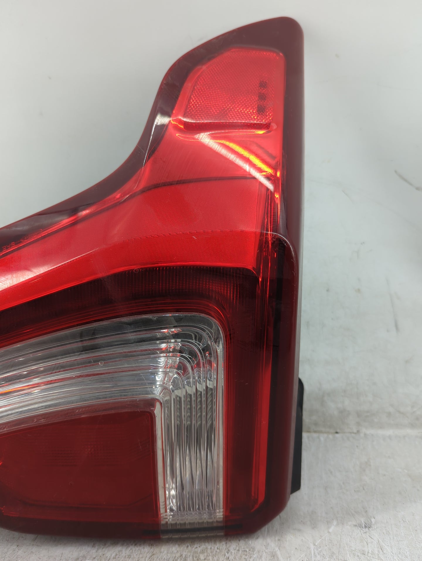 2019 Ford Explorer Tail Light Assembly Driver Left OEM Fits OEM Used Auto Parts - Oemusedautoparts1.com