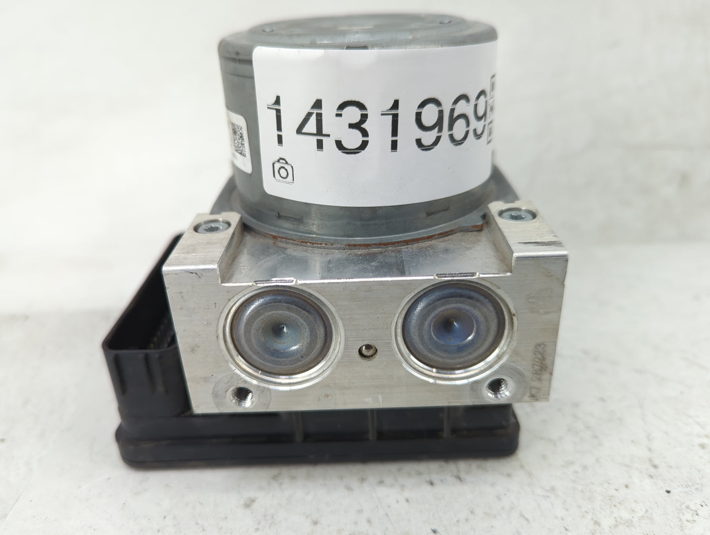 2019 Ford Explorer ABS Pump Control Module Replacement P/N:HB53-2C405-BA Fits OEM Used Auto Parts - Oemusedautoparts1.com