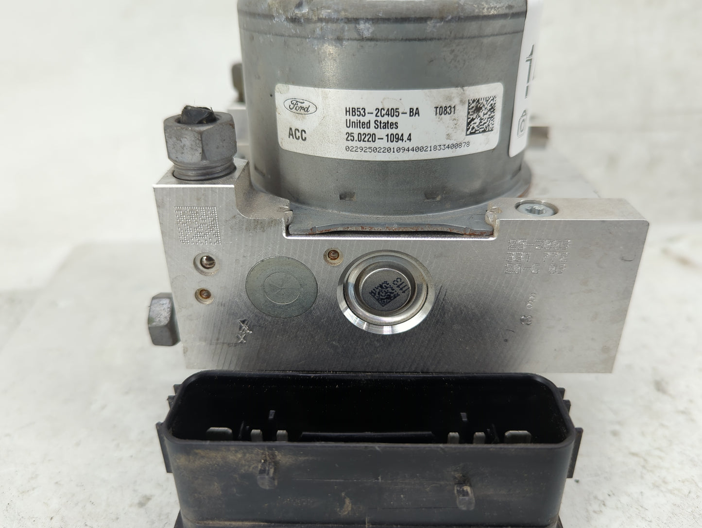 2019 Ford Explorer ABS Pump Control Module Replacement P/N:HB53-2C405-BA Fits OEM Used Auto Parts - Oemusedautoparts1.com