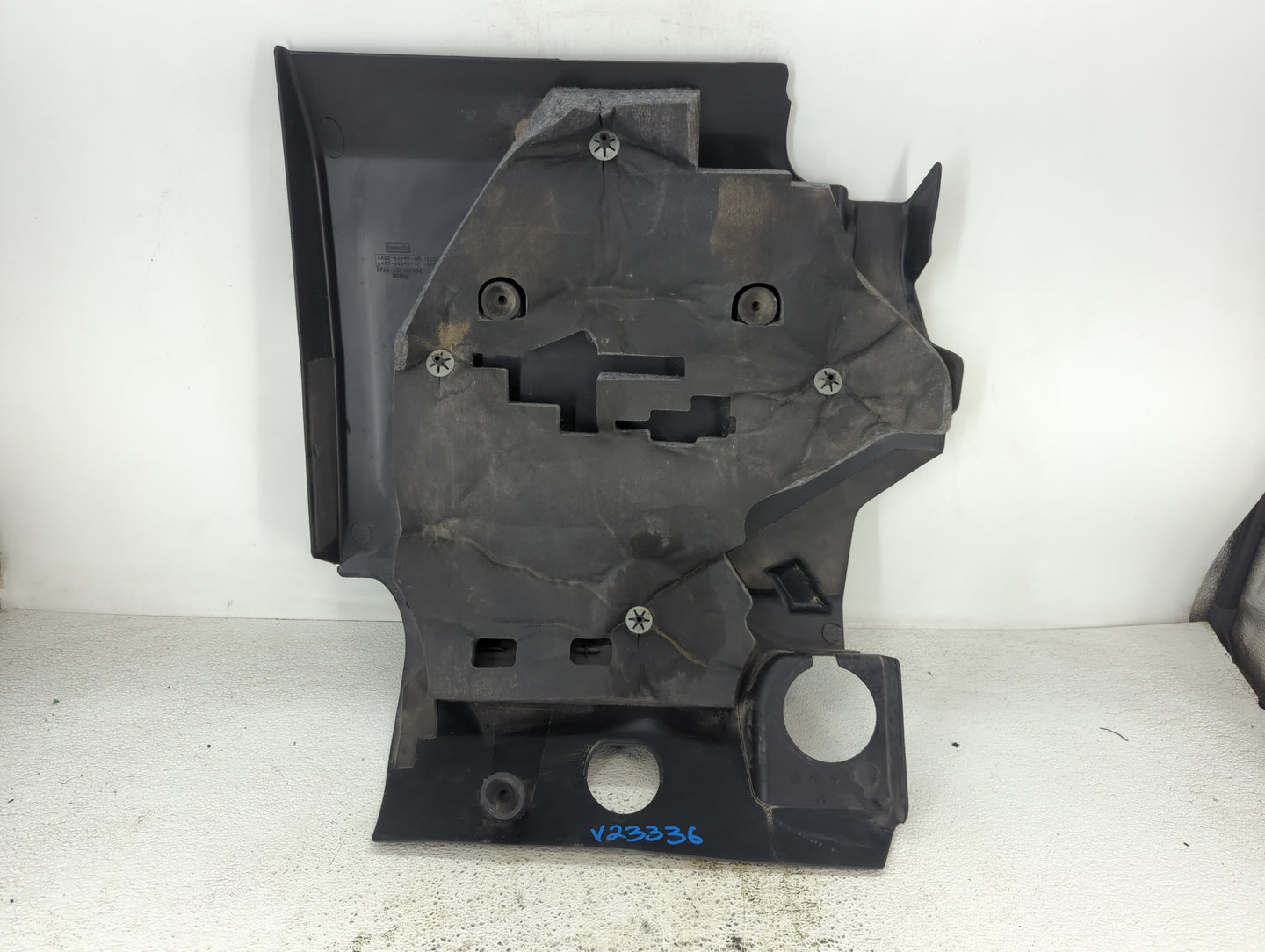 2019 Ford Explorer Engine Cover - Oemusedautoparts1.com
