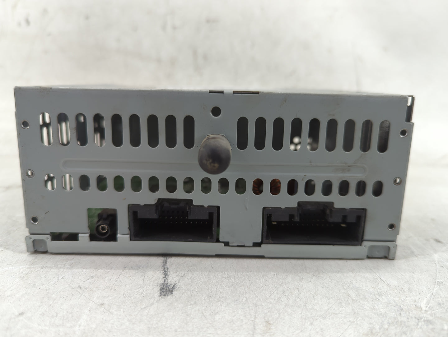 2018-2019 Ford Explorer Radio AM FM Cd Player Receiver Replacement P/N:KB5T-18D832-BA 276-1941-41 Fits Fits 2018 2019 OEM Us