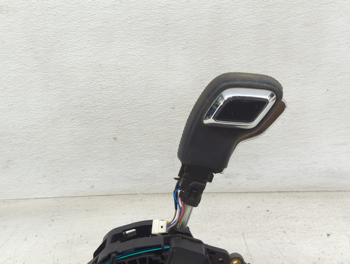 2019 Ford Explorer Floor Console Assembly Shifter - Oemusedautoparts1.com