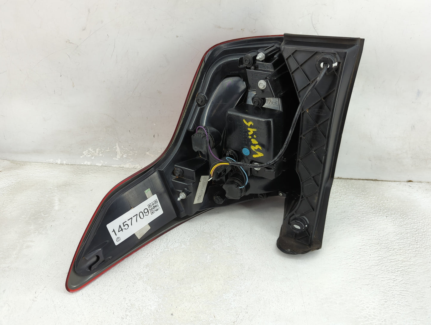 2019 Ford Explorer Tail Light Assembly Driver Left OEM P/N:FB53-13B505-A Fits OEM Used Auto Parts - Oemusedautoparts1.com