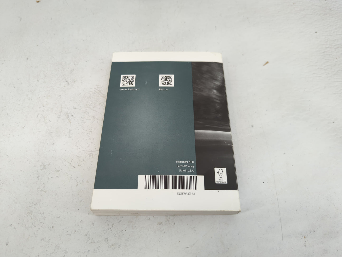 2019 Ford Explorer Owners Manual Book Guide P/N:KL2J19A321AA OEM Used Auto Parts - Oemusedautoparts1.com