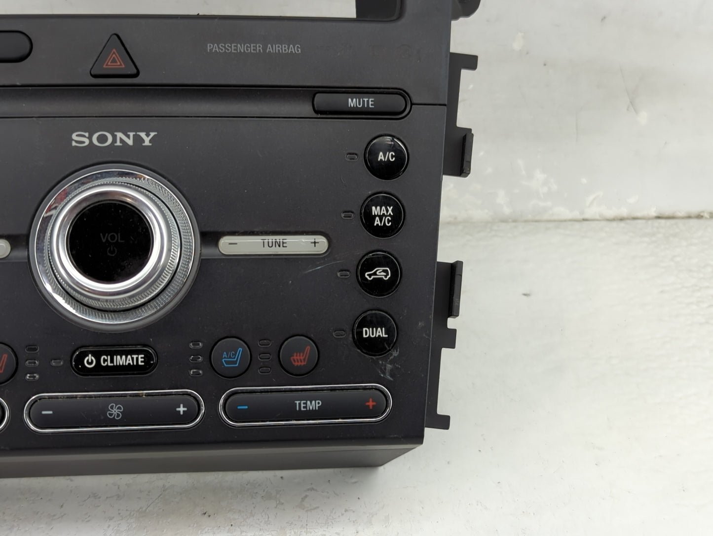 2019-2019 Ford Explorer Radio Control Panel - Oemusedautoparts1.com