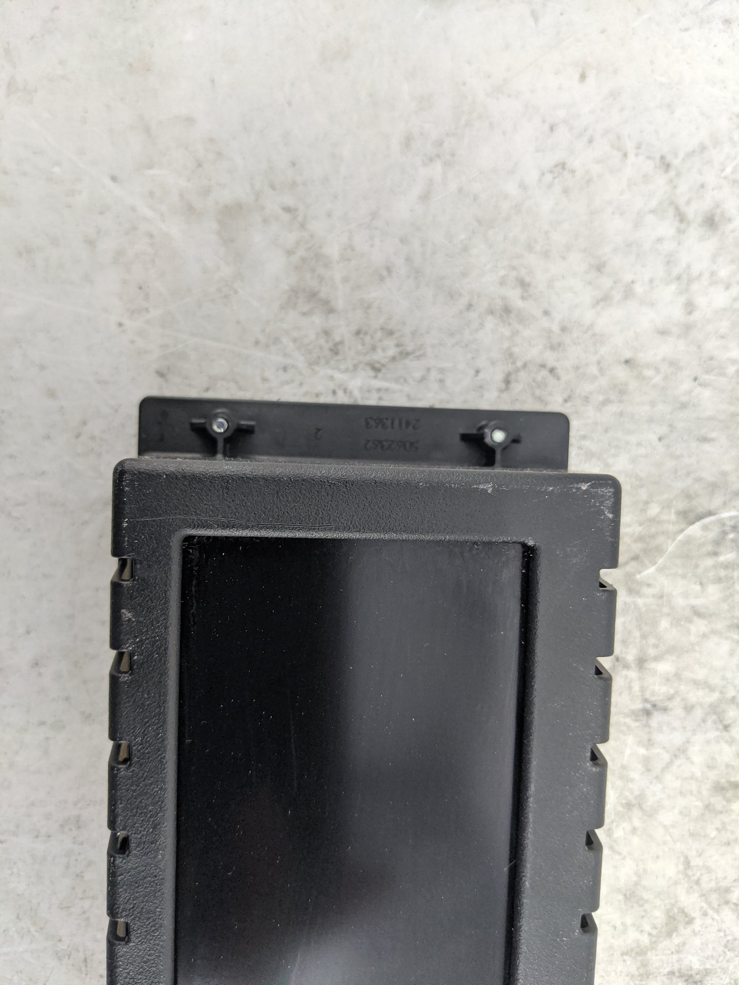 2019 Ford Explorer Information Display Screen 1483395 - Oemusedautoparts1.com