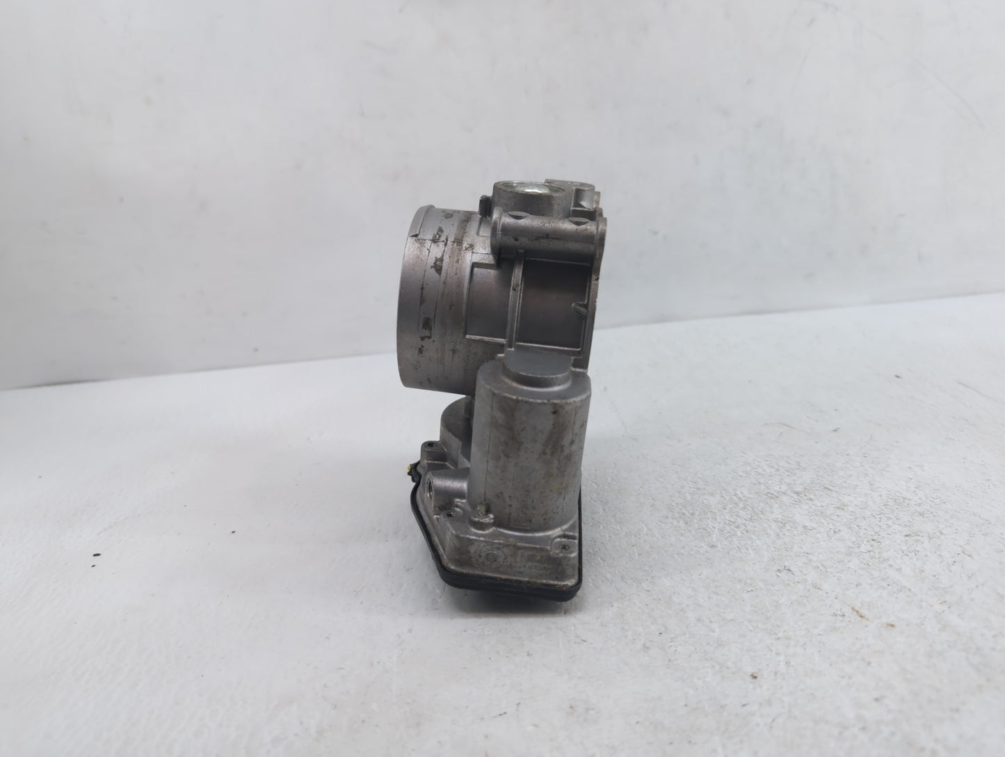 2011-2019 Ford Explorer Throttle Body P/N:AT4E-9F991-EL AT4E-9F991-EH Fits Fits 2011 2012 2013 2014 2015 2016 2017 2018 2019