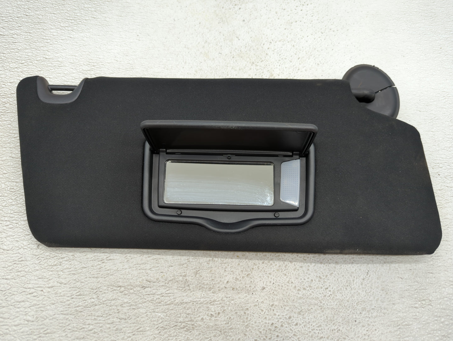 2019 Ford Explorer Sun Visor Shade Replacement Passenger Right Mirror Fits OEM Used Auto Parts - Oemusedautoparts1.com