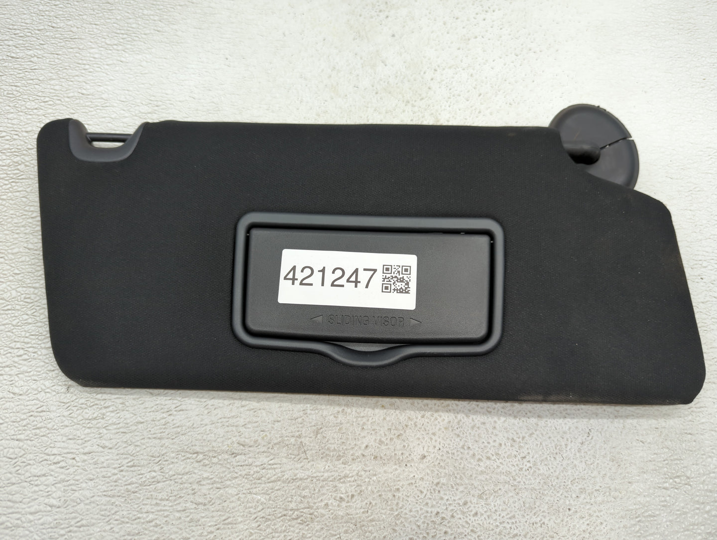 2019 Ford Explorer Sun Visor Shade Replacement Passenger Right Mirror Fits OEM Used Auto Parts - Oemusedautoparts1.com