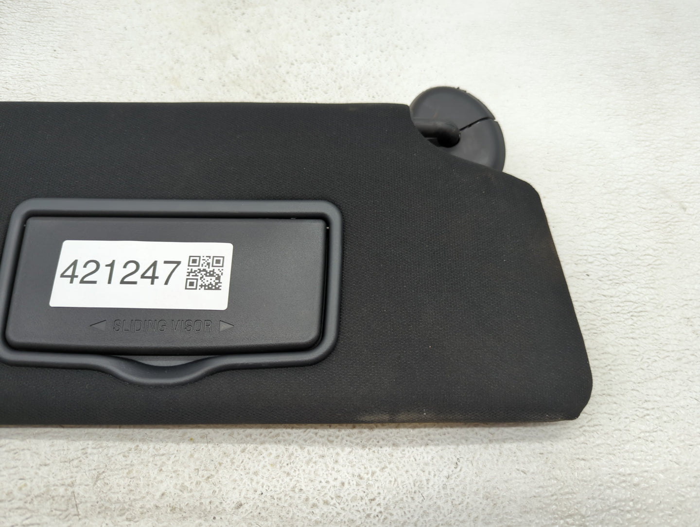 2019 Ford Explorer Sun Visor Shade Replacement Passenger Right Mirror Fits OEM Used Auto Parts - Oemusedautoparts1.com