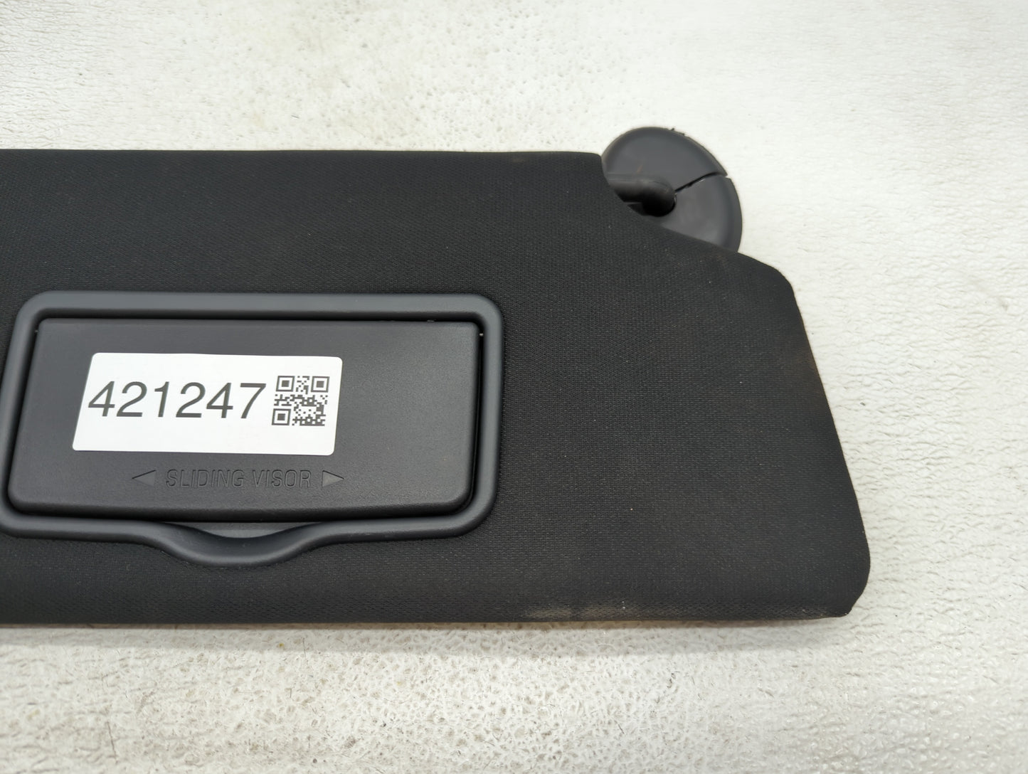 2019 Ford Explorer Sun Visor Shade Replacement Passenger Right Mirror Fits OEM Used Auto Parts - Oemusedautoparts1.com