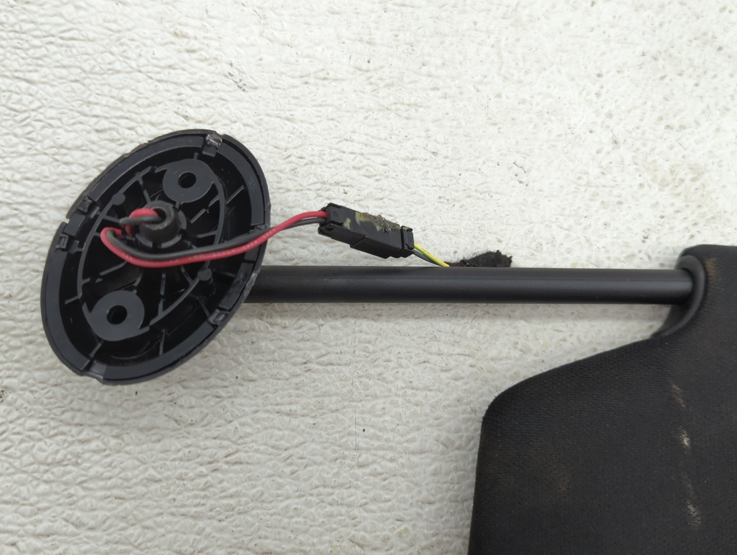 2019 Ford Explorer Sun Visor Shade Replacement Passenger Right Mirror Fits OEM Used Auto Parts - Oemusedautoparts1.com