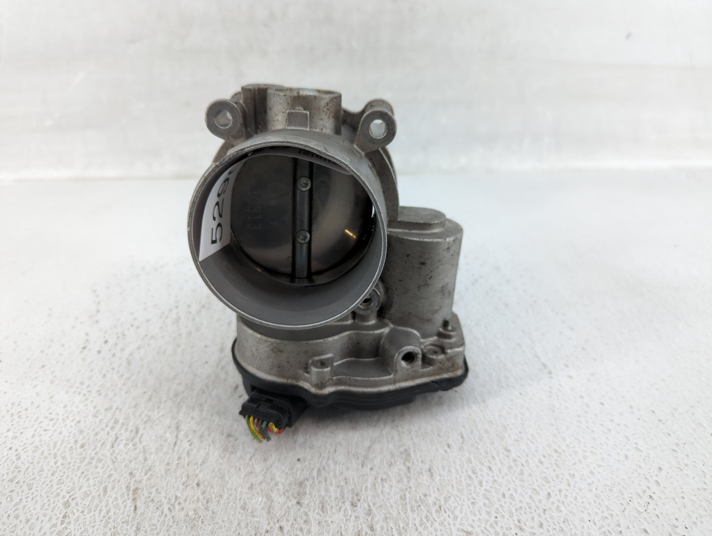 2011-2019 Ford Explorer Throttle Body P/N:AT4E-9F991-EL Fits Fits 2011 2012 2013 2014 2015 2016 2017 2018 2019 OEM Used Auto