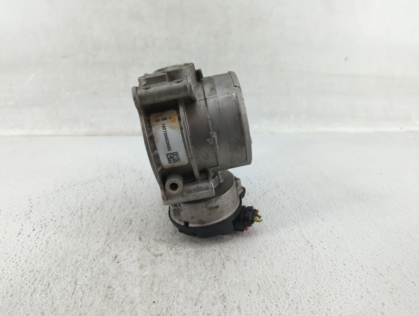 2011-2019 Ford Explorer Throttle Body P/N:AT4E-9F991-EL Fits Fits 2011 2012 2013 2014 2015 2016 2017 2018 2019 OEM Used Auto