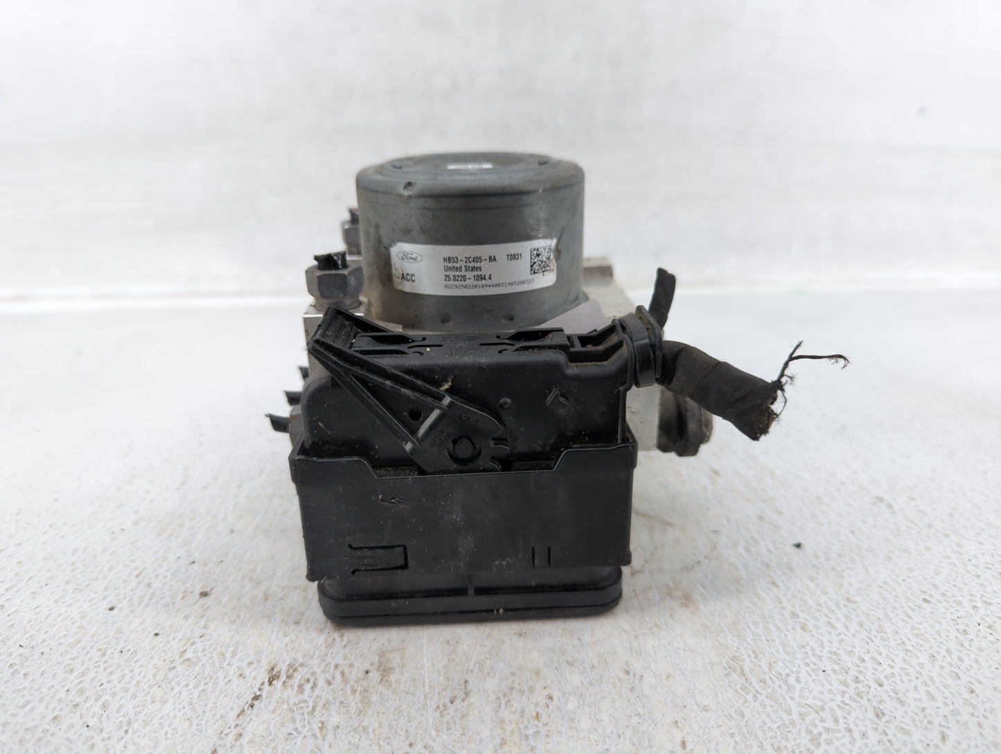 2019 Ford Explorer ABS Pump Control Module Replacement P/N:HB53-2C405-BA Fits OEM Used Auto Parts - Oemusedautoparts1.com