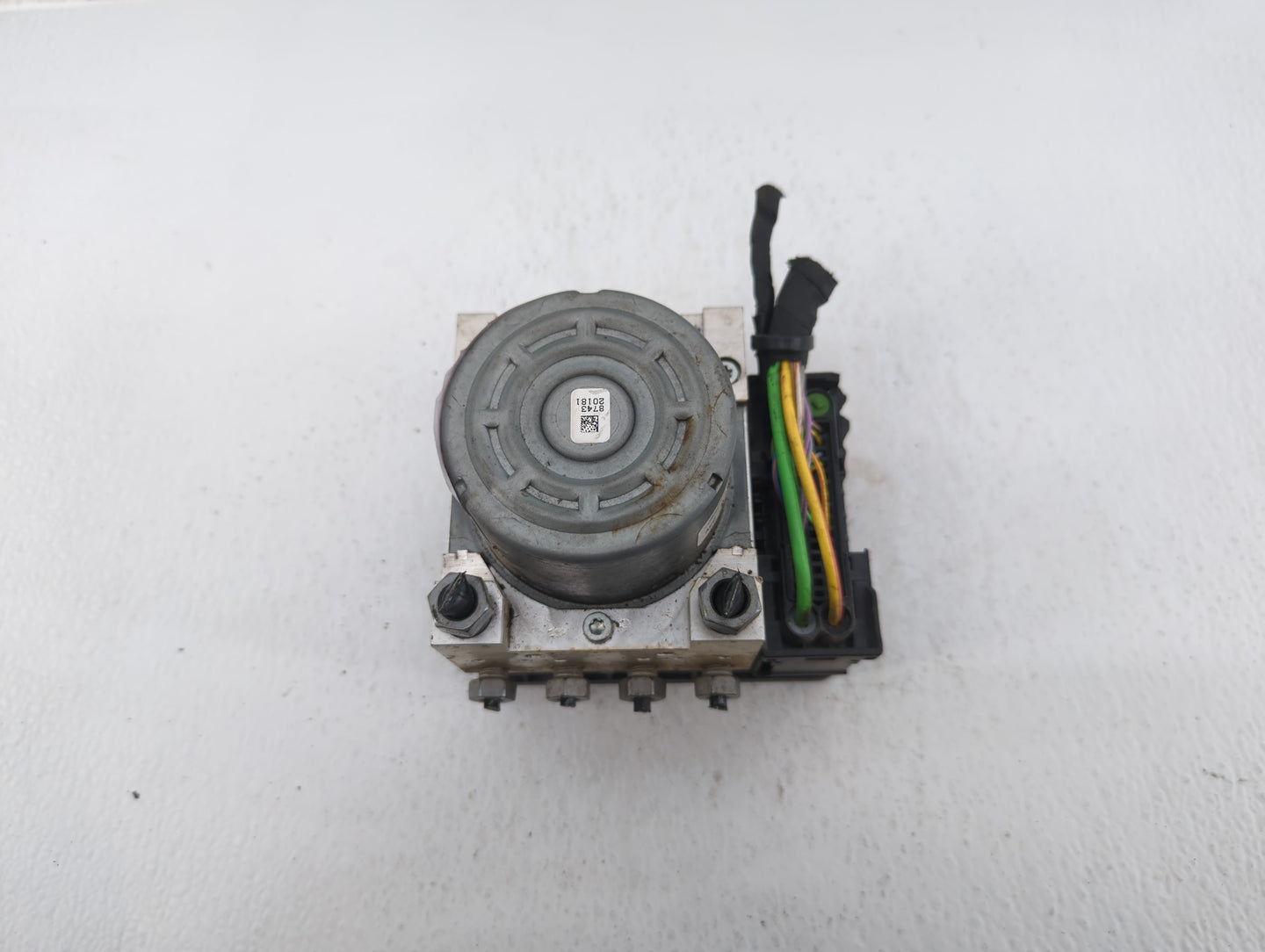 2019 Ford Explorer ABS Pump Control Module Replacement P/N:HB53-2C405-BA Fits OEM Used Auto Parts - Oemusedautoparts1.com