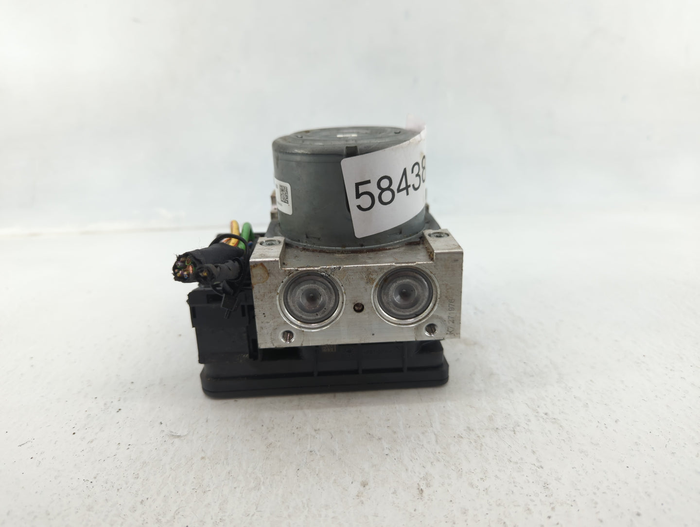 2019 Ford Explorer ABS Pump Control Module Replacement P/N:HB53-2C405-BA Fits OEM Used Auto Parts - Oemusedautoparts1.com