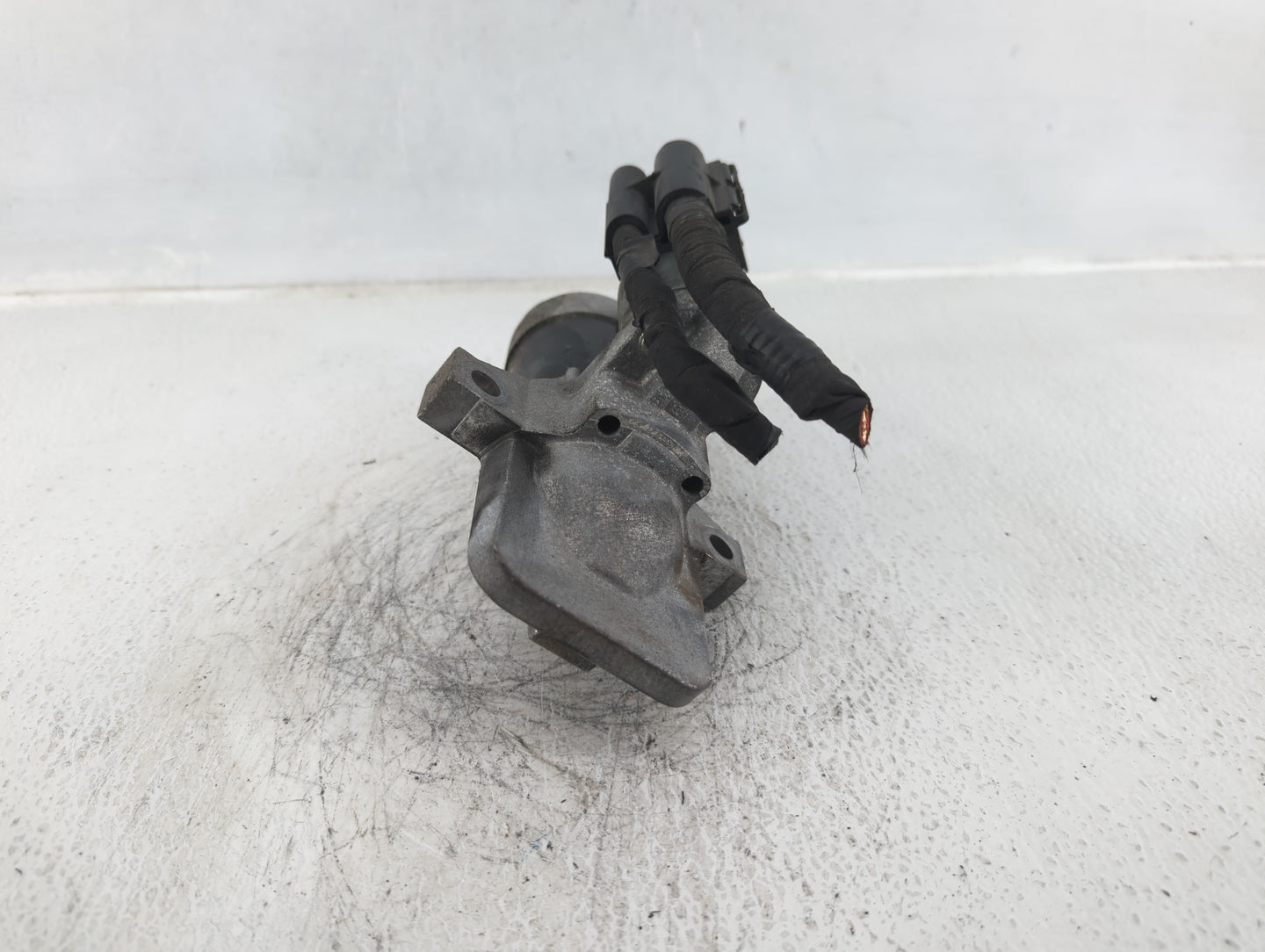 2013-2019 Ford Explorer Car Starter Motor Solenoid OEM P/N:M000TC0371ZC FJ5T-11000-AA Fits OEM Used Auto Parts - Oemusedauto