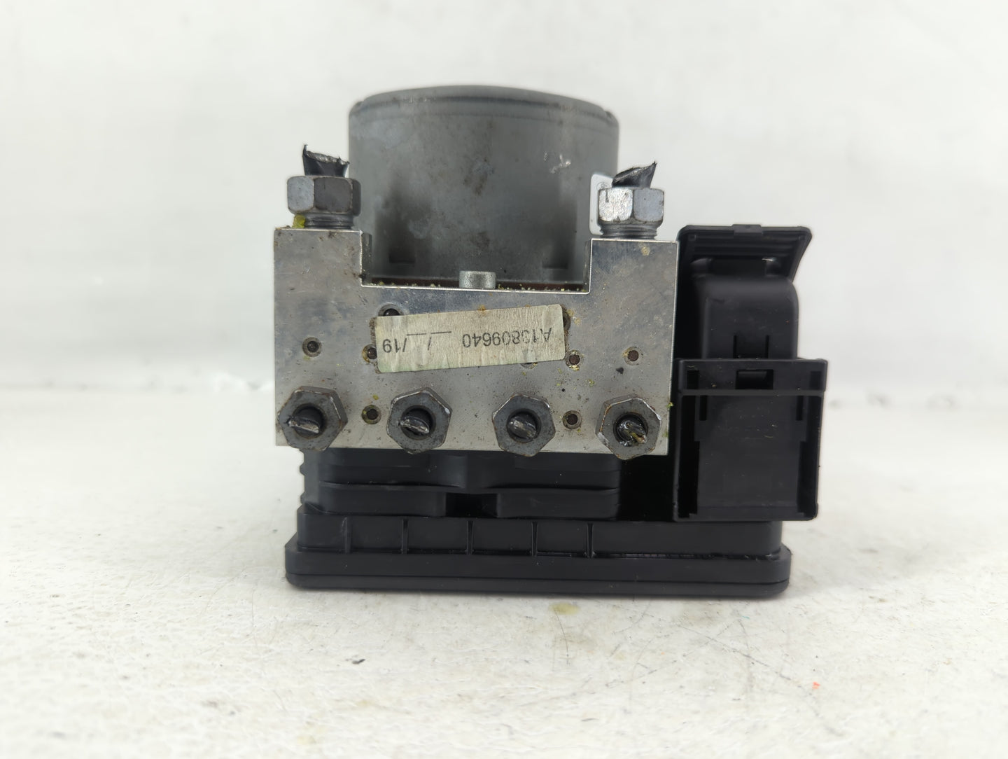2019 Ford Explorer ABS Pump Control Module Replacement P/N:HB53-2C405-BA Fits OEM Used Auto Parts - Oemusedautoparts1.com