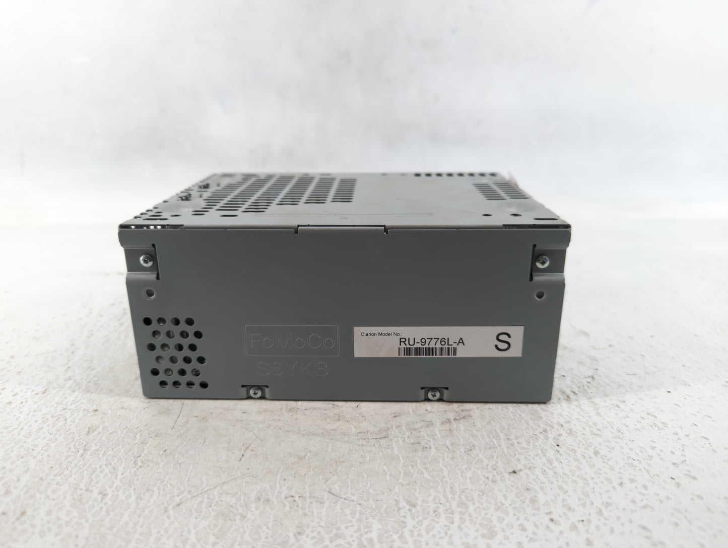 2019-2019 Ford Explorer Am Fm Cd Player Radio Receiver - Oemusedautoparts1.com