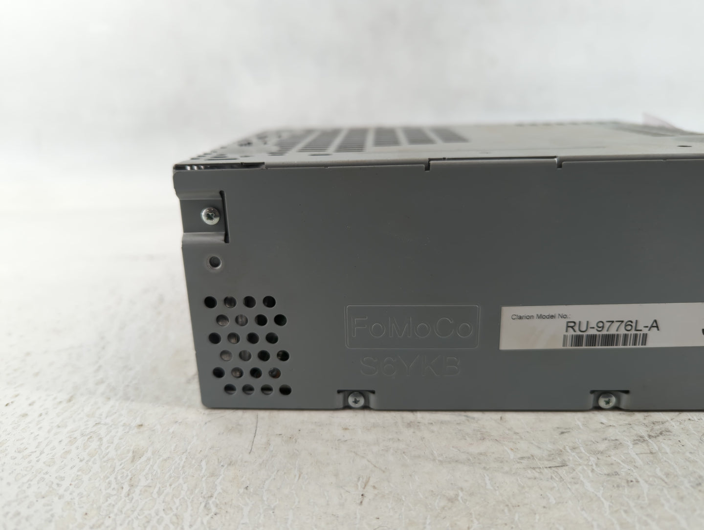 2019-2019 Ford Explorer Am Fm Cd Player Radio Receiver - Oemusedautoparts1.com