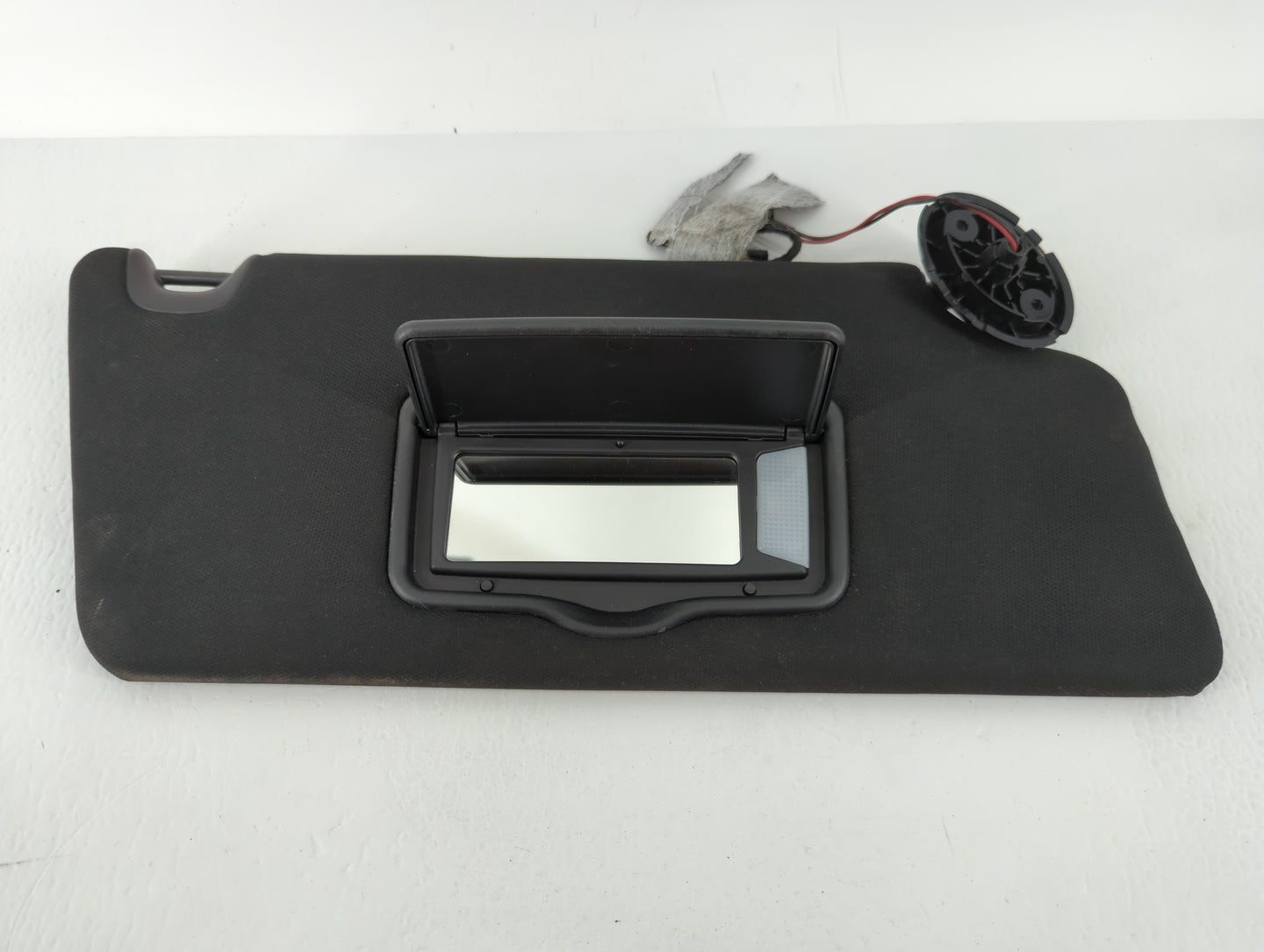 2019 Ford Explorer Sun Visor Shade Replacement Passenger Right Mirror Fits OEM Used Auto Parts - Oemusedautoparts1.com
