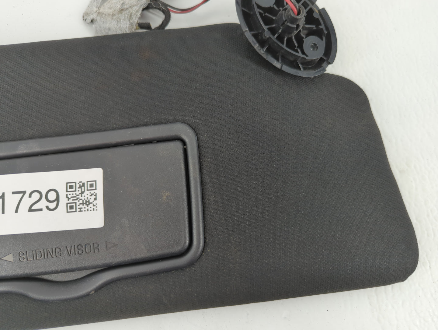 2019 Ford Explorer Sun Visor Shade Replacement Passenger Right Mirror Fits OEM Used Auto Parts - Oemusedautoparts1.com