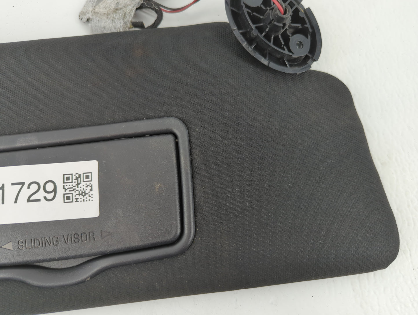 2019 Ford Explorer Sun Visor Shade Replacement Passenger Right Mirror Fits OEM Used Auto Parts - Oemusedautoparts1.com