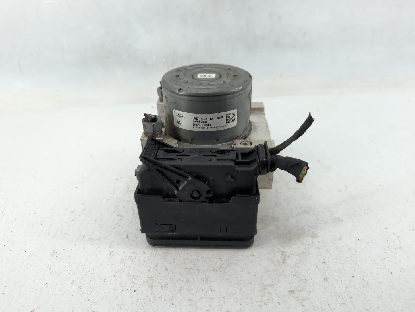 2019 Ford Explorer ABS Pump Control Module Replacement P/N:HB53-2C405-BA Fits OEM Used Auto Parts - Oemusedautoparts1.com