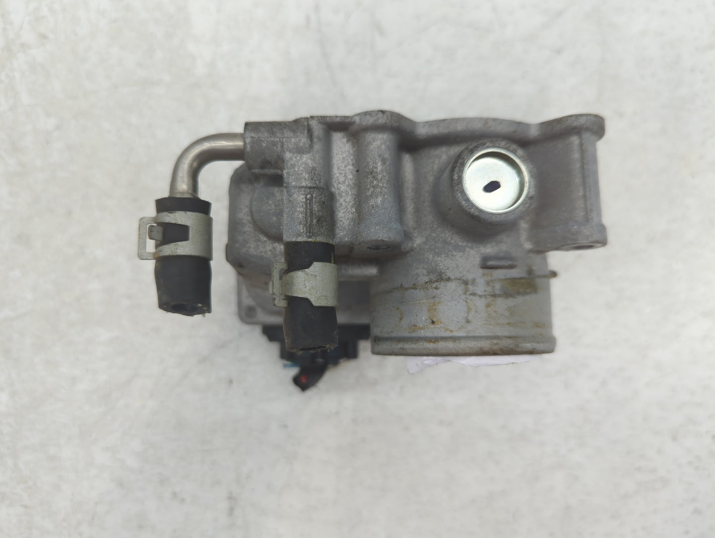 2016-2019 Ford Explorer Throttle Body P/N:HR16-426814V Fits Fits 2014 2015 2016 2017 2018 2019 2020 2021 2022 OEM Used Auto 