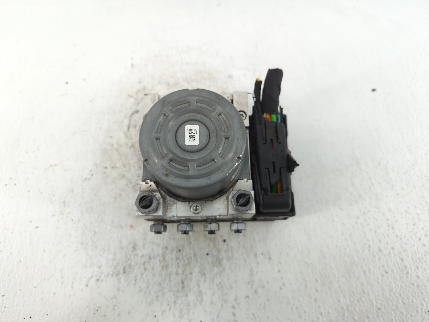2019 Ford Explorer ABS Pump Control Module Replacement P/N:HB53-2C405-BA Fits OEM Used Auto Parts - Oemusedautoparts1.com