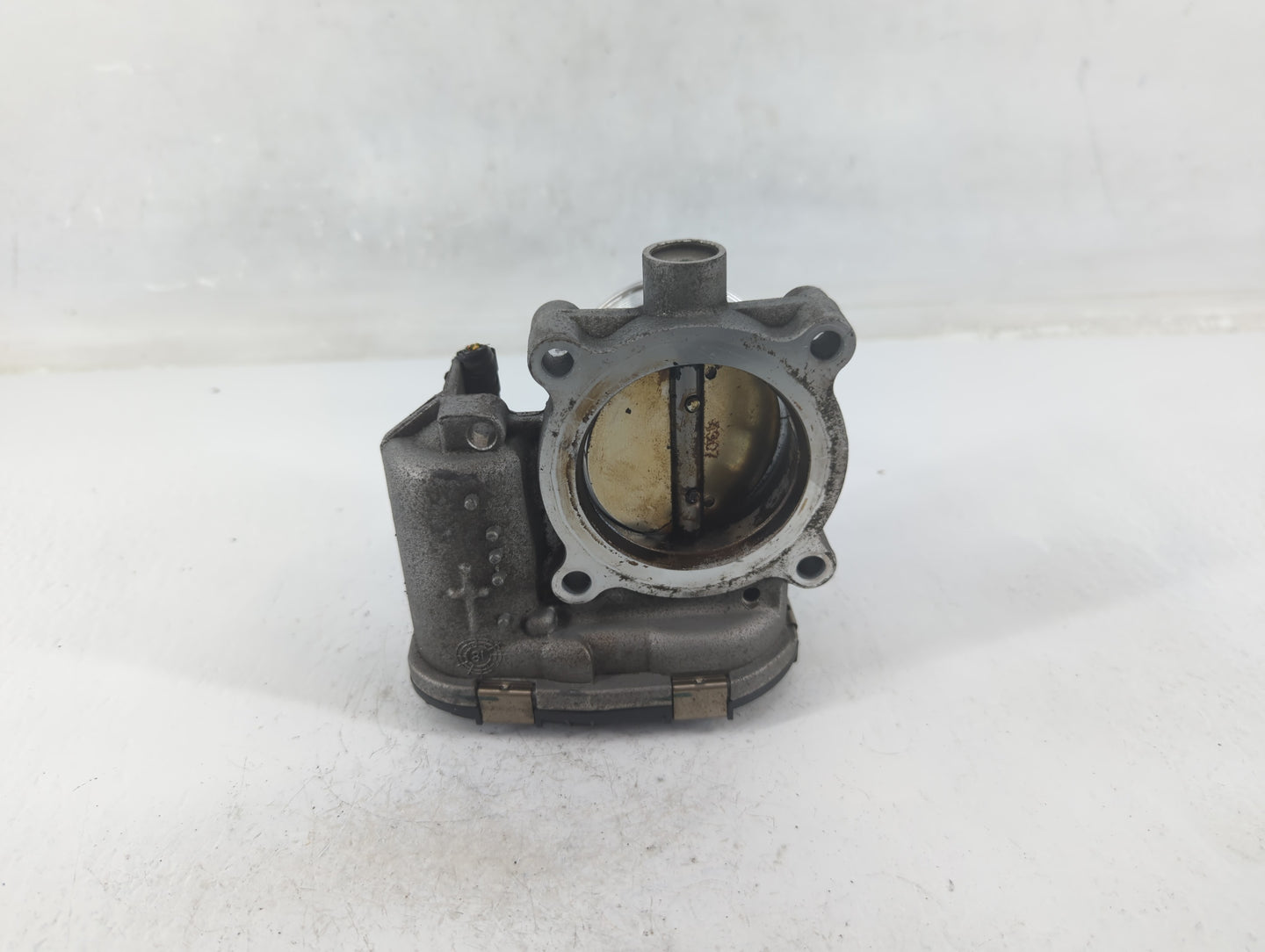 2016-2019 Ford Explorer Throttle Body P/N:DS7E-9F991-BB Fits Fits 2014 2015 2016 2017 2018 2019 2020 2021 2022 OEM Used Auto