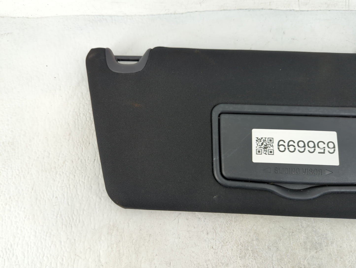 2019 Ford Explorer Sun Visor Shade Replacement Passenger Right Mirror Fits OEM Used Auto Parts - Oemusedautoparts1.com
