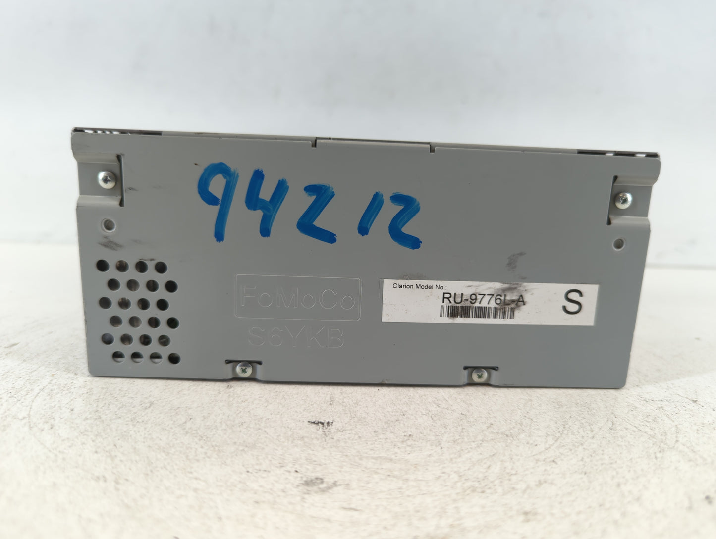 2019-2019 Ford Explorer Am Fm Cd Player Radio Receiver - Oemusedautoparts1.com