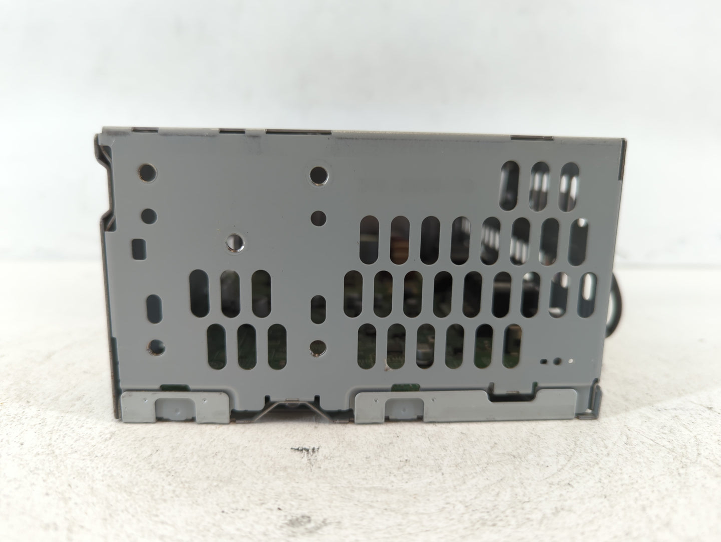 2019-2019 Ford Explorer Am Fm Cd Player Radio Receiver - Oemusedautoparts1.com