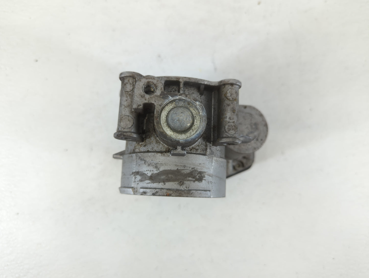 2011-2019 Ford Explorer Throttle Body P/N:182364001 AT4E-9F991-EL Fits Fits 2011 2012 2013 2014 2015 2016 2017 2018 2019 OEM