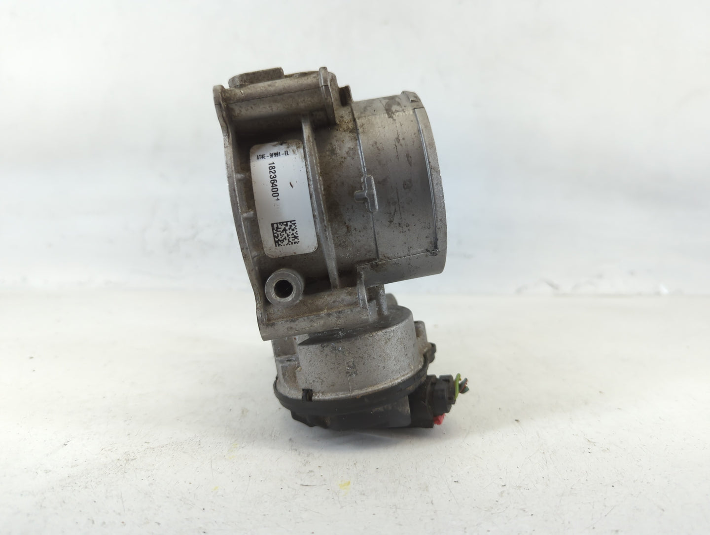 2011-2019 Ford Explorer Throttle Body P/N:182364001 AT4E-9F991-EL Fits Fits 2011 2012 2013 2014 2015 2016 2017 2018 2019 OEM