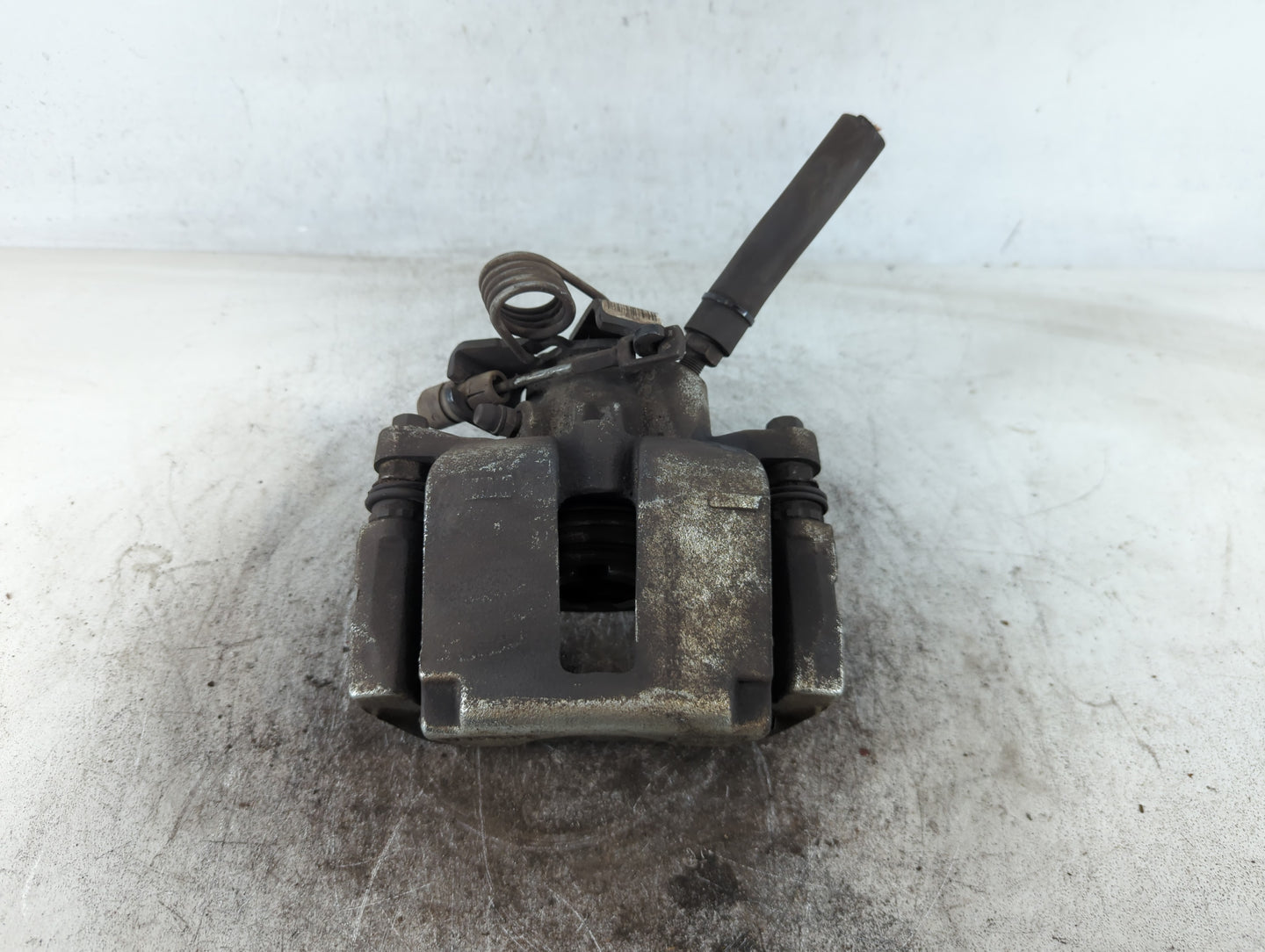 Ford Explorer Front Passenger Right Brake Caliper 700155 - Oemusedautoparts1.com