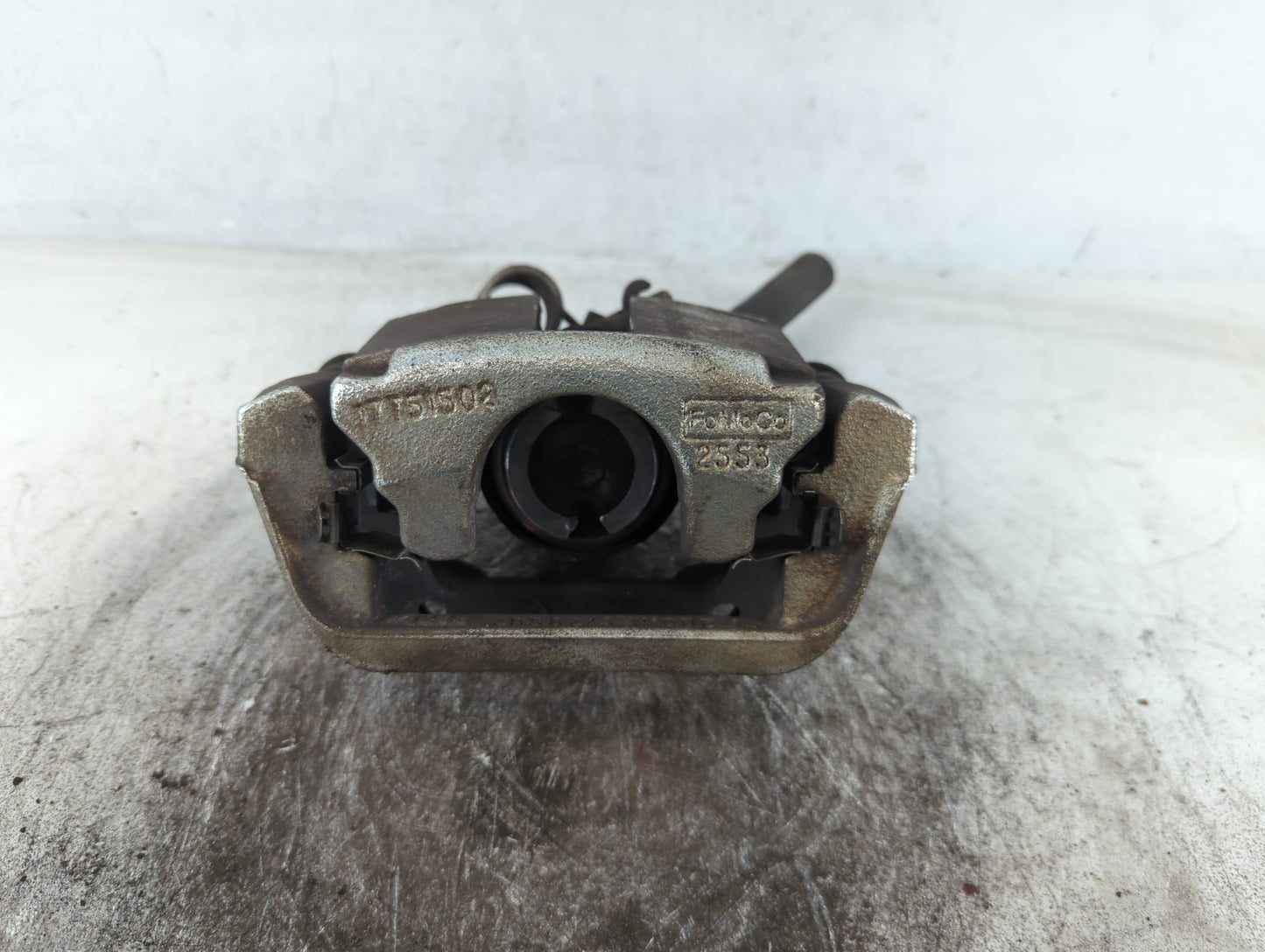 Ford Explorer Front Passenger Right Brake Caliper 700155 - Oemusedautoparts1.com