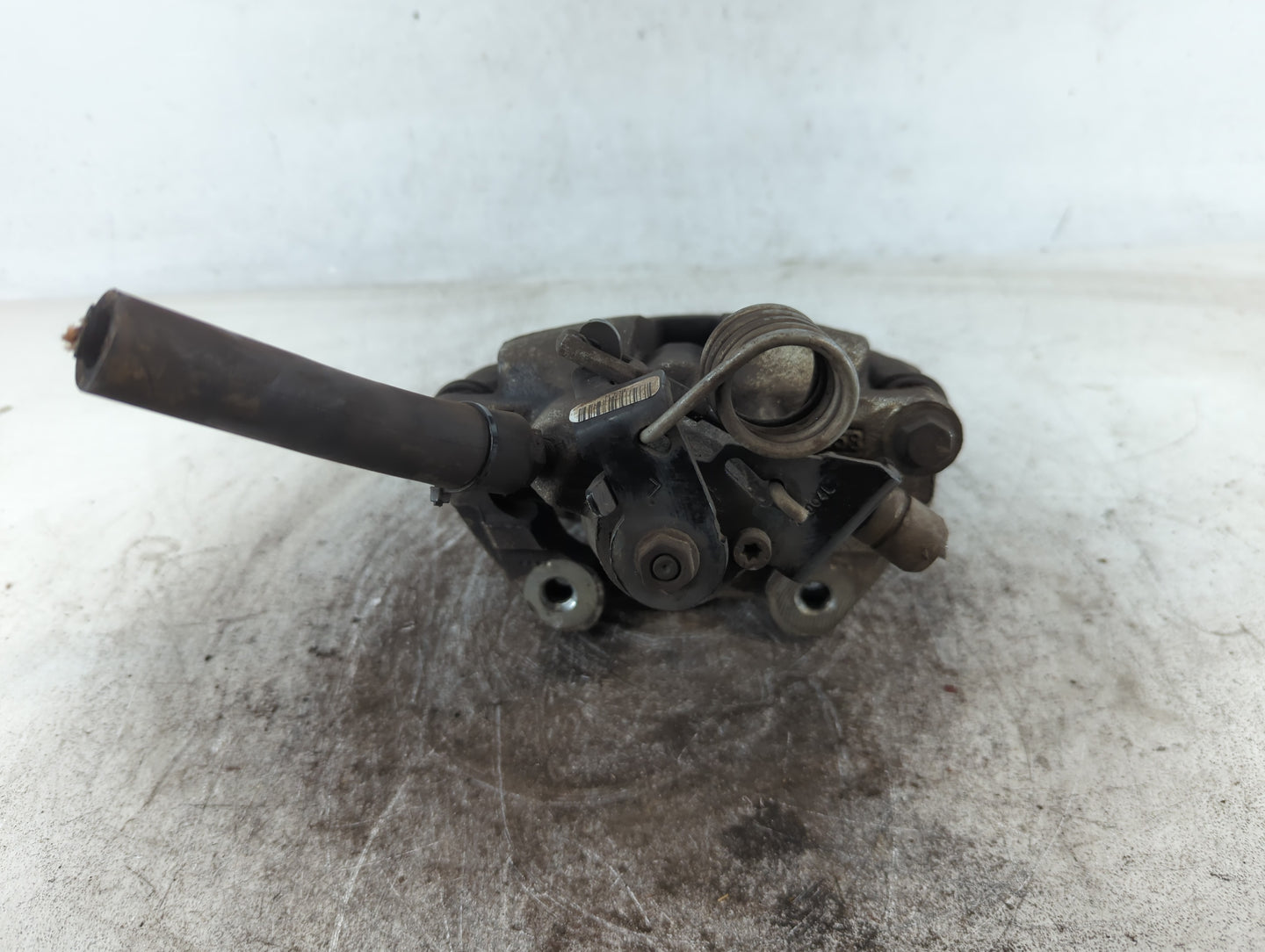 Ford Explorer Front Passenger Right Brake Caliper 700155 - Oemusedautoparts1.com