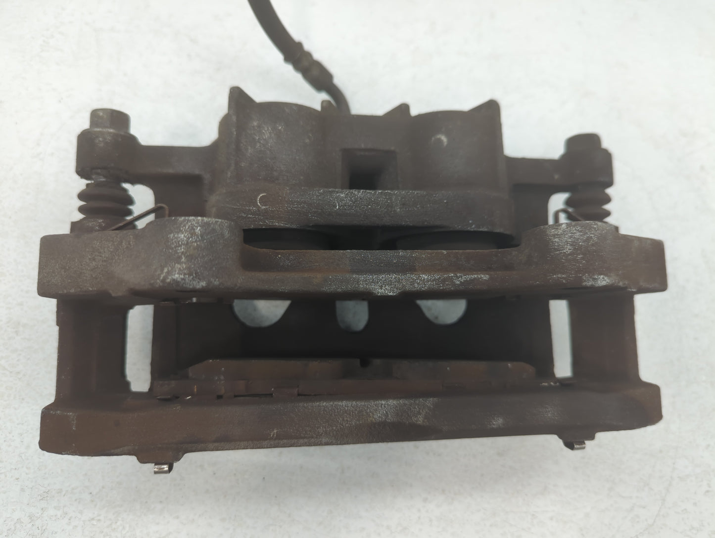 2019 Ford Explorer Front Passenger Right Brake Caliper - Oemusedautoparts1.com