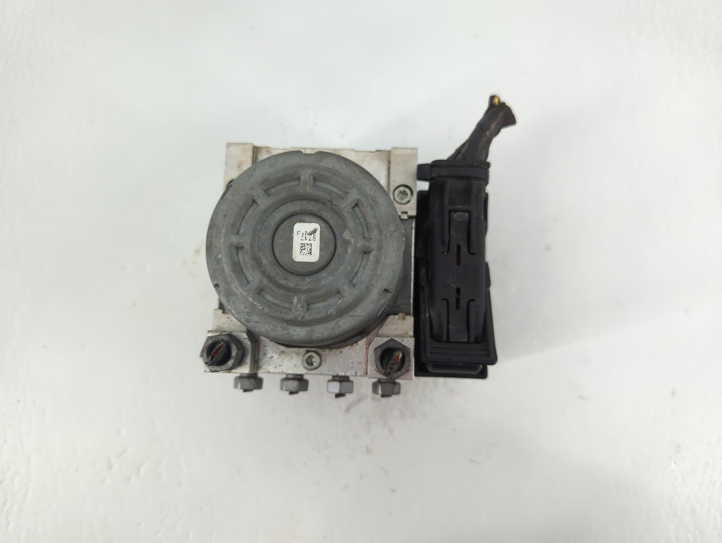 2019 Ford Explorer ABS Pump Control Module Replacement P/N:HB53-2C405-BA Fits OEM Used Auto Parts - Oemusedautoparts1.com
