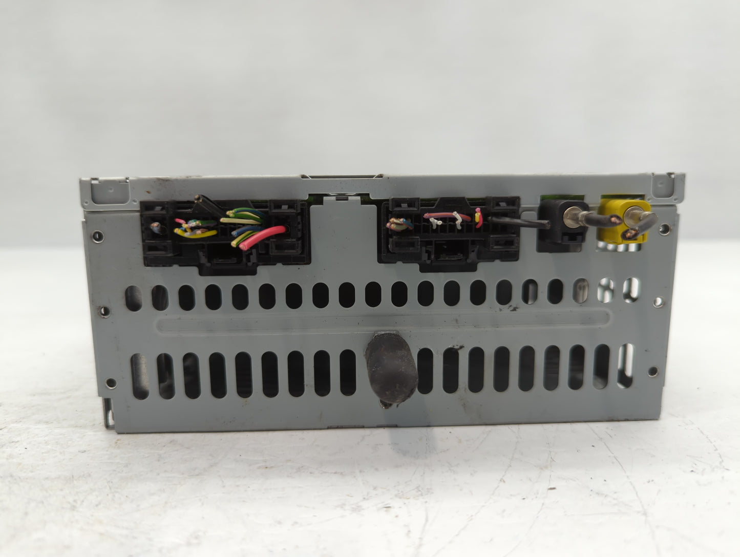 2019 Ford Explorer Radio AM FM Cd Player Receiver Replacement P/N:KB5T-18D832-CA Fits OEM Used Auto Parts - Oemusedautoparts