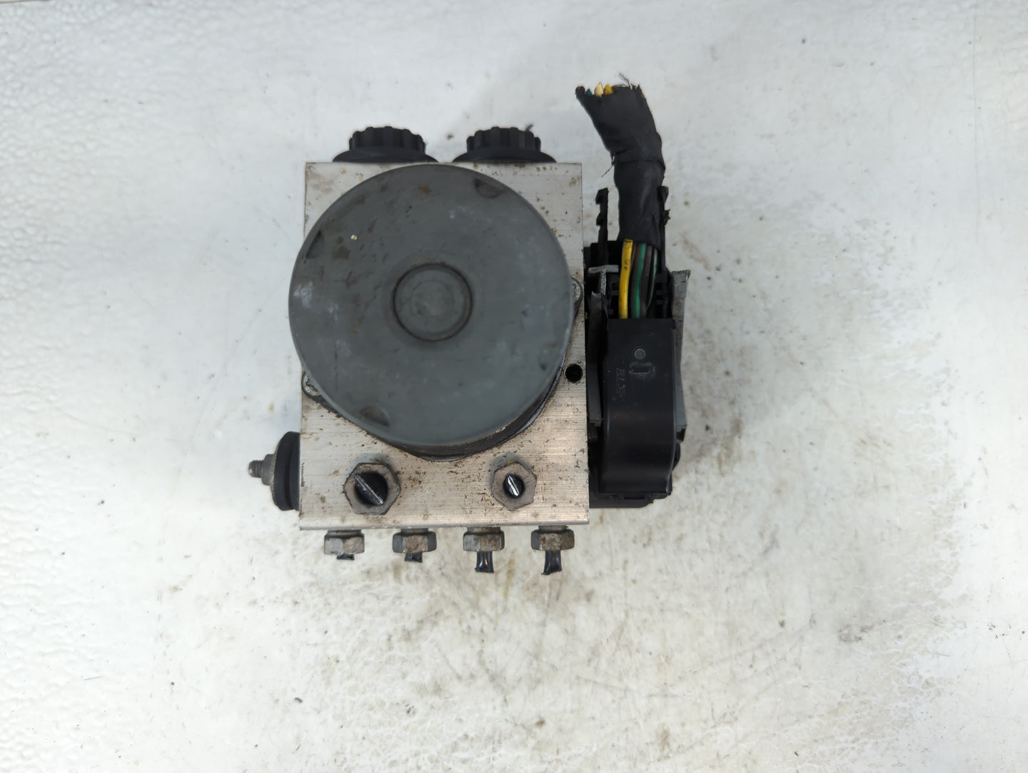 2019-2020 Ford F-150 ABS Pump Control Module Replacement P/N:KL34-2B373-AD Fits Fits 2019 2020 OEM Used Auto Parts - Oemused