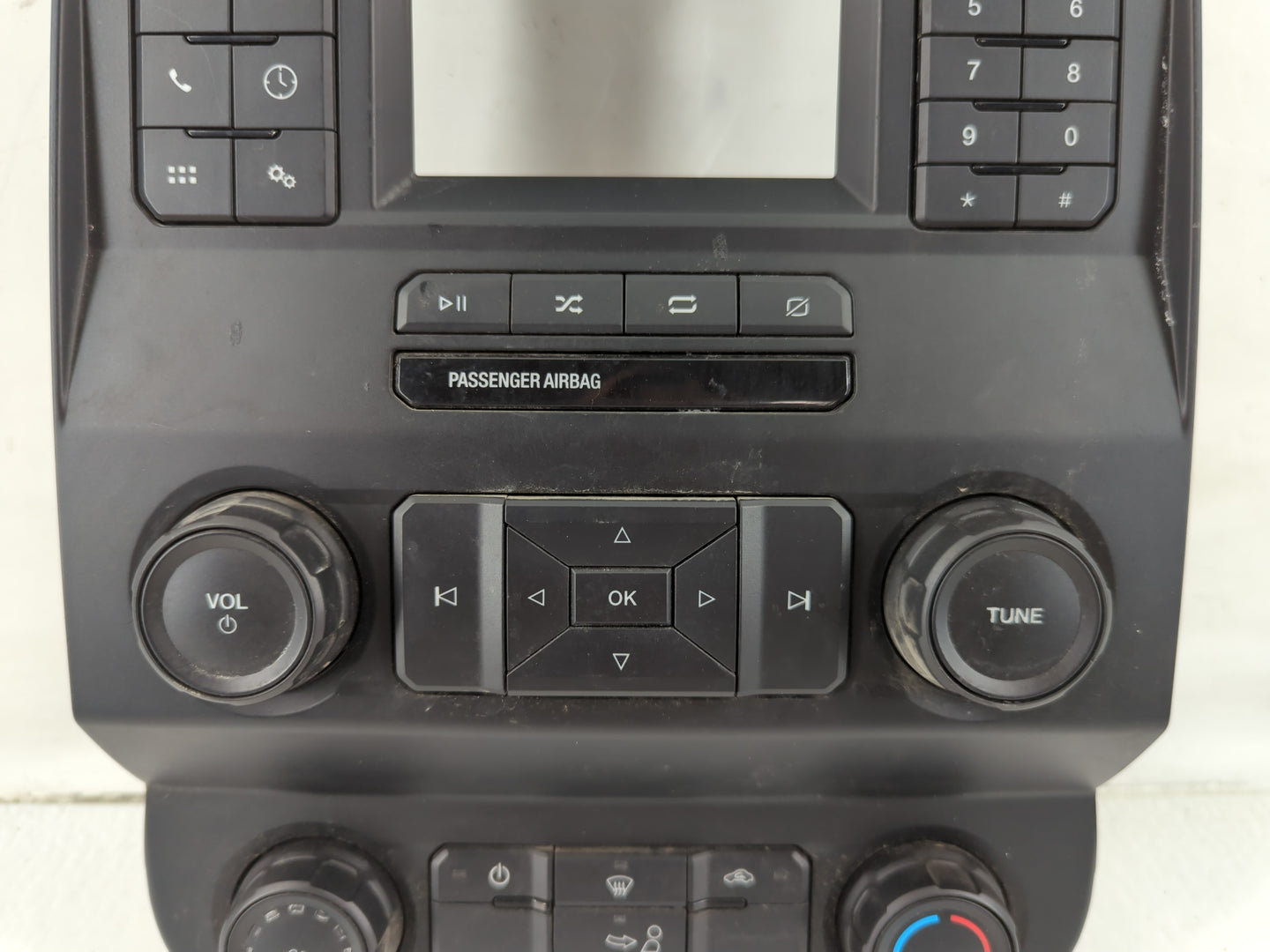 2019-2020 Ford F-150 Radio AM FM Cd Player Receiver Replacement P/N:KL3T-18E243-ADE Fits Fits 2019 2020 OEM Used Auto Parts 