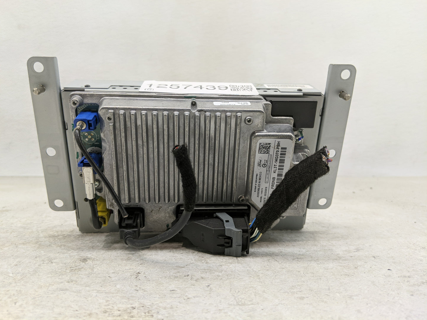 2019 Ford F-150 Radio AM FM Cd Player Receiver Replacement P/N:KL3T-18B955-SA Fits OEM Used Auto Parts - Oemusedautoparts1.c