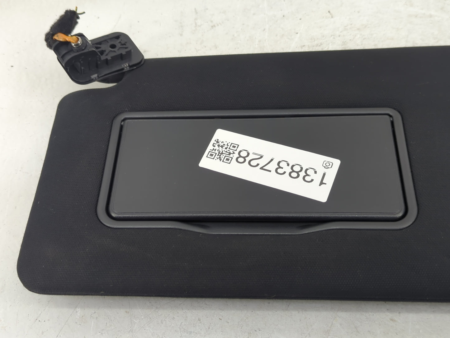 2018-2020 Ford F-150 Sun Visor Shade Replacement Passenger Right Mirror Fits Fits 2018 2019 2020 OEM Used Auto Parts - Oemus